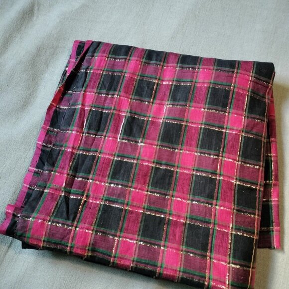 Plaid Other - Vintage Plaid Christmas Fabric Red Black Gold Metallic 45" 2 Yds Lightweight